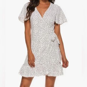 V-Neck Wrap Dress (white & black Polka dot print)